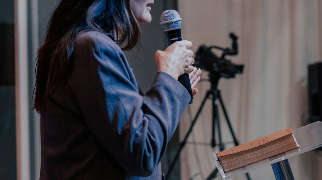 famous actor speaking at event